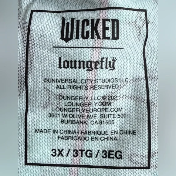 Loungefly WICKED Unisex Ringer Graphic Tee Shirt Size S 2X 3X NWT Elphaba Glinda - Picture 8 of 10